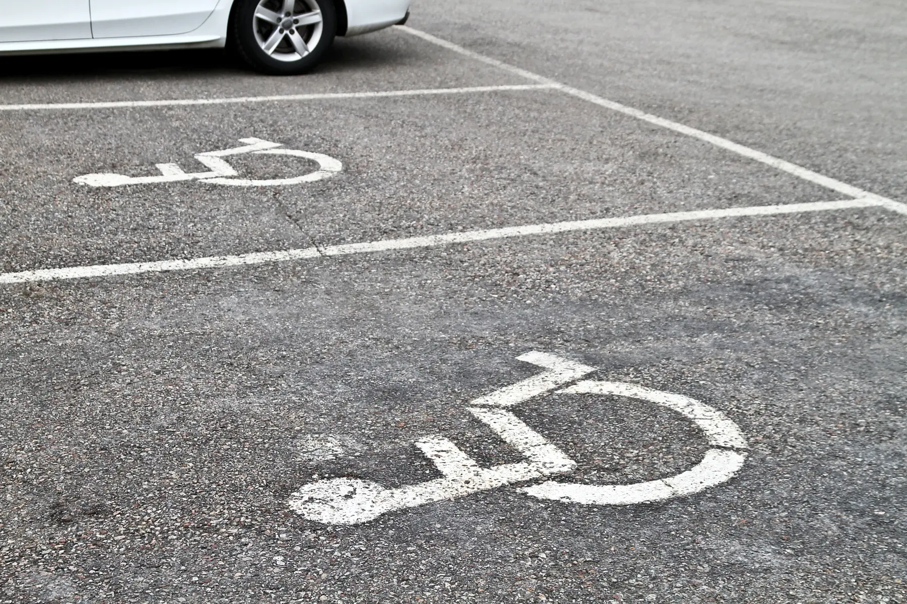 bild på handikappparkering